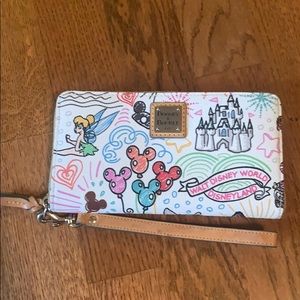 Dooney & Bourke zip Wallet Disney edition